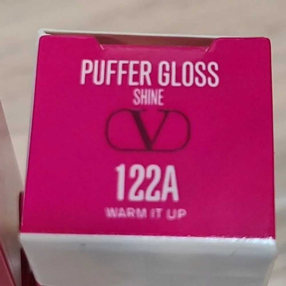 Valentino Puffer Gloss Lip Gloss 122A Warm It Up Plumping Shine Liquid NIB 0.2oz